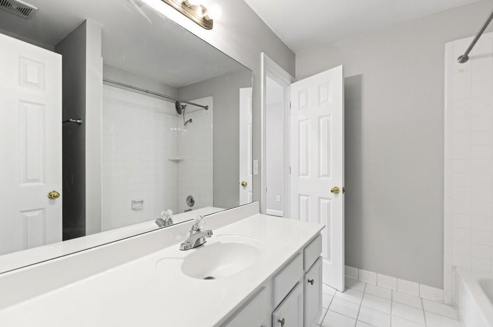 3532 Simpson Farm Dr, Smyrna GA  30080-4629 exterior