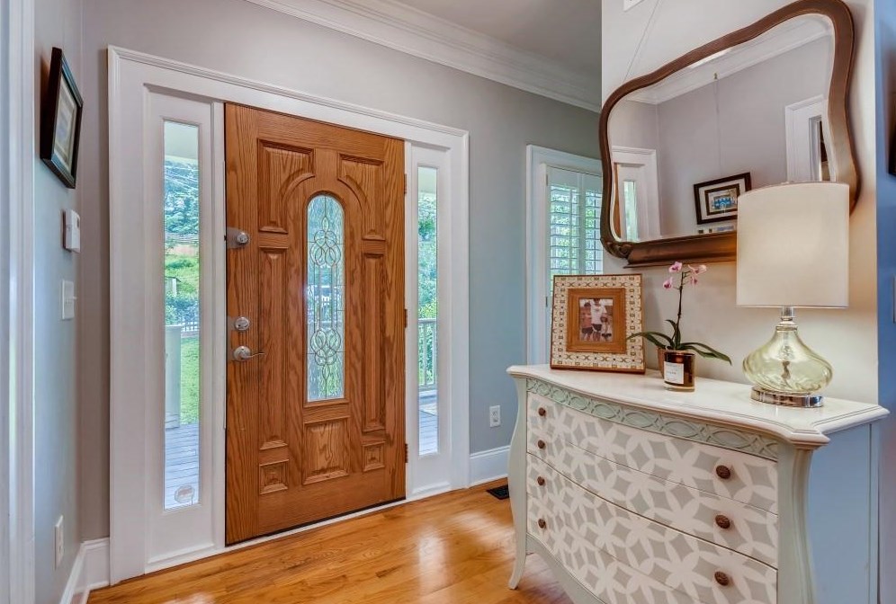 539 Oakview Rd, Decatur GA  30030-4327 exterior