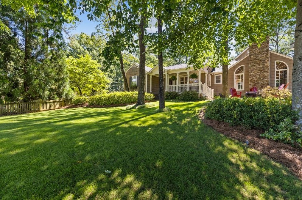 605 Wilson Rd, Atlanta GA  30318-1716 exterior