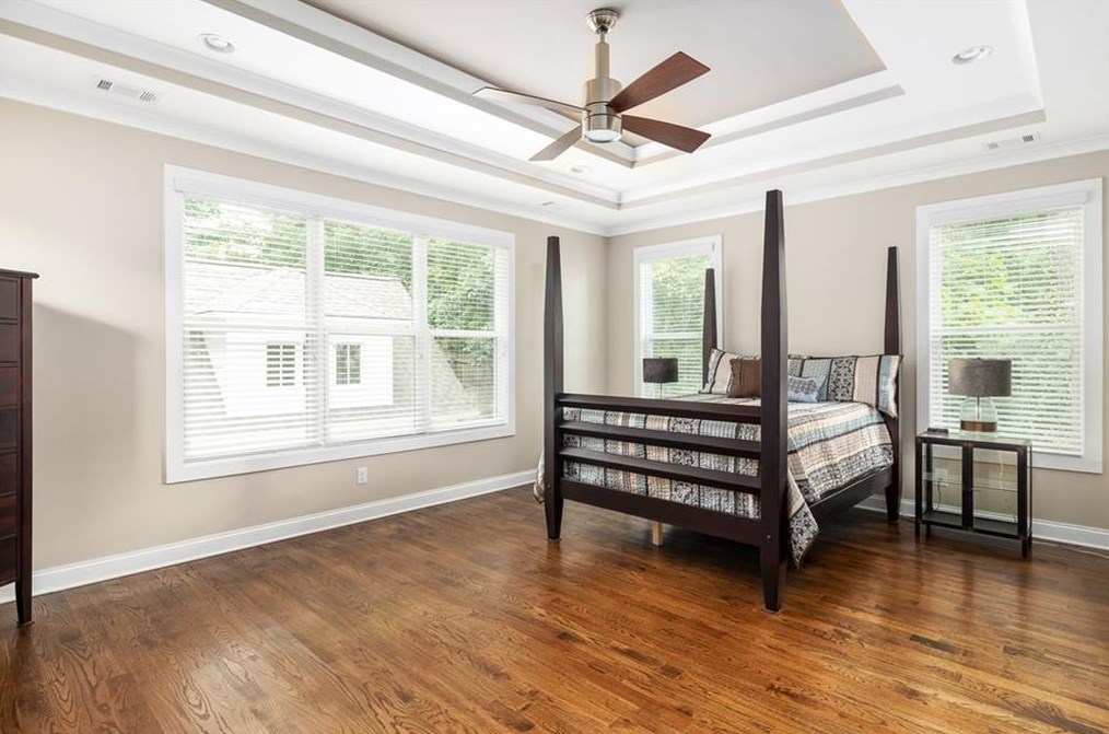 1355 Conway Rd, Decatur GA  30030-4559 exterior