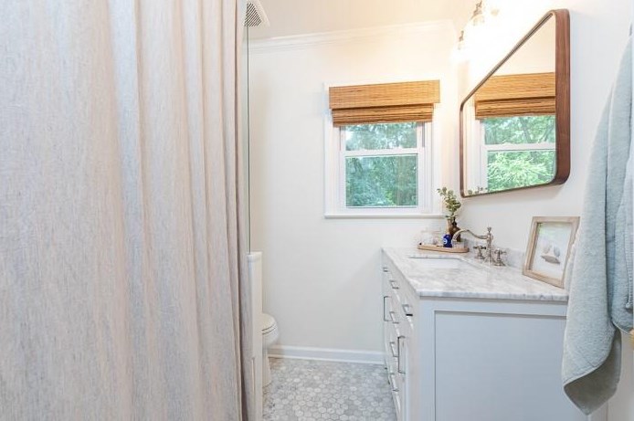 1033 Homewood Ct, Decatur GA  30033-4204 exterior