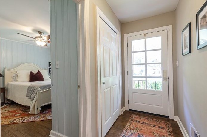 1033 Homewood Ct, Decatur GA  30033-4204 exterior