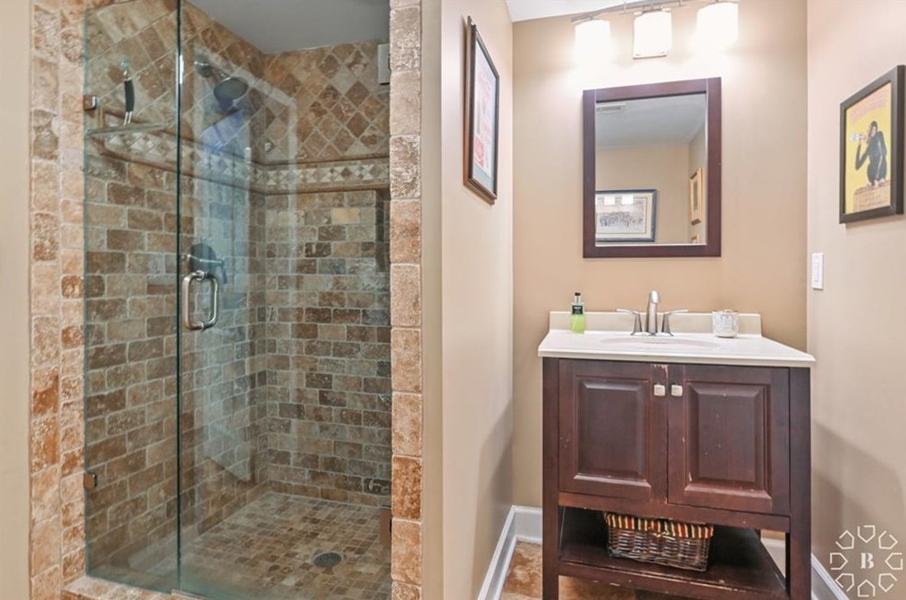 2796 Whitby Dr, Atlanta GA  30340-4914 exterior