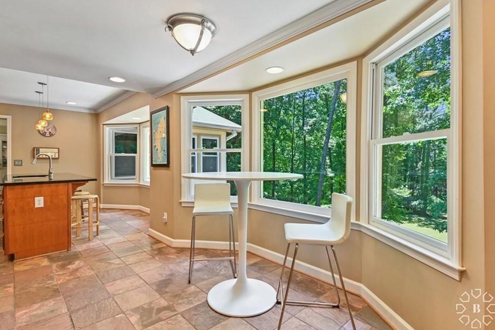 2796 Whitby Dr, Atlanta GA  30340-4914 exterior
