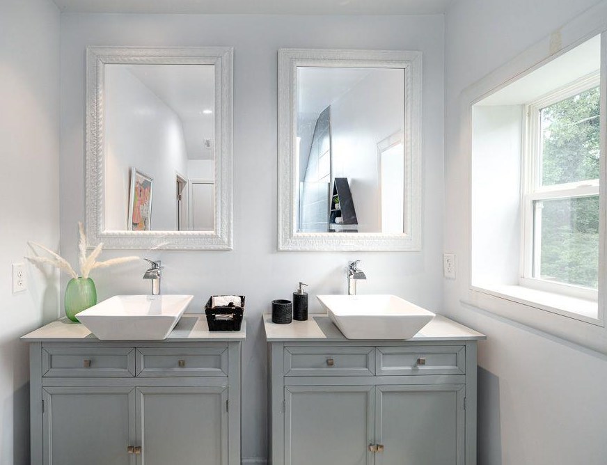 1944 Delphine Dr, Decatur GA  30032-3969 exterior