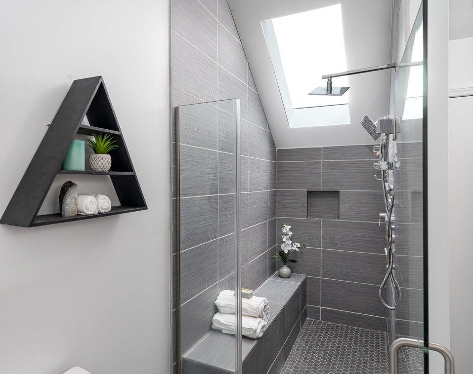 1944 Delphine Dr, Decatur GA  30032-3969 exterior