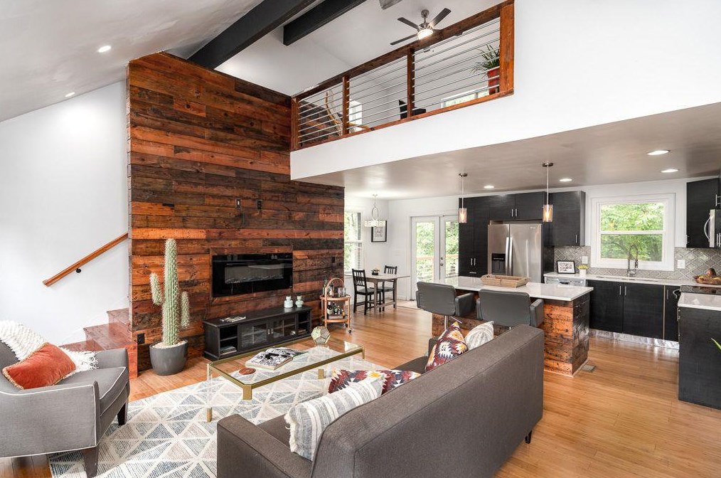 1944 Delphine Dr, Decatur GA  30032-3969 exterior