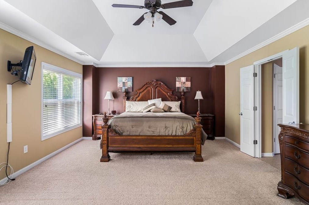 3240 Wolf Club Ln, Atlanta GA  30349-8710 exterior