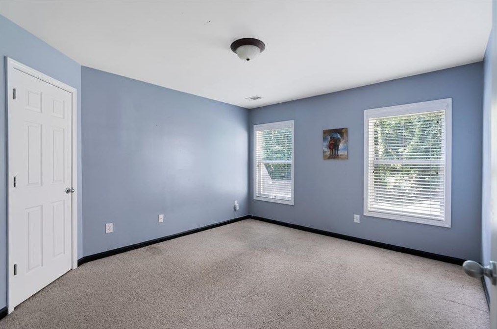 3240 Wolf Club Ln, Atlanta GA  30349-8710 exterior