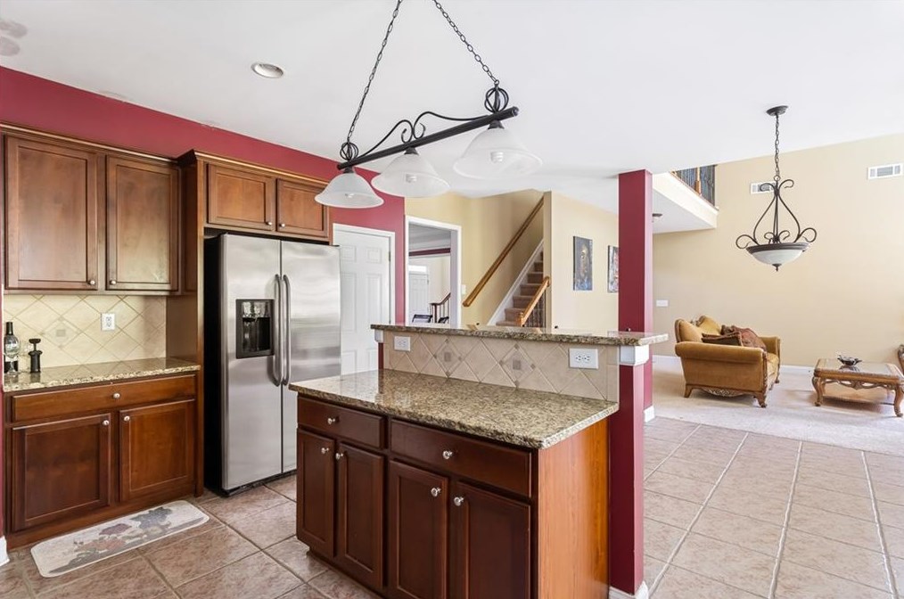 3240 Wolf Club Ln, Atlanta GA  30349-8710 exterior