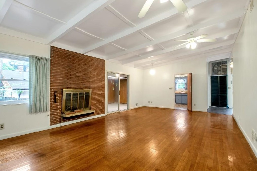 2647 Woodacres Rd, Atlanta GA  30345-1644 exterior