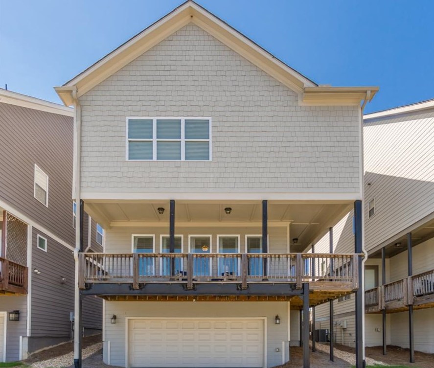 949 Samples Ln, Atlanta GA  30318-4002 exterior
