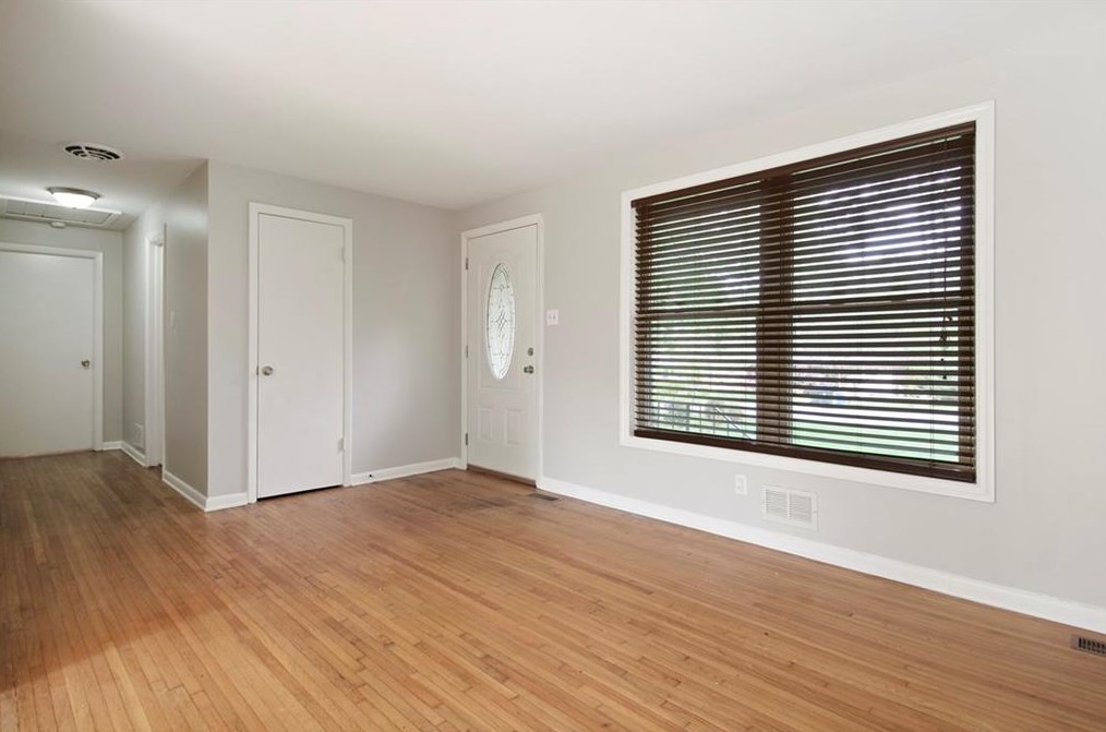 2474 Warwick Cir, Atlanta GA  30345-1630 exterior