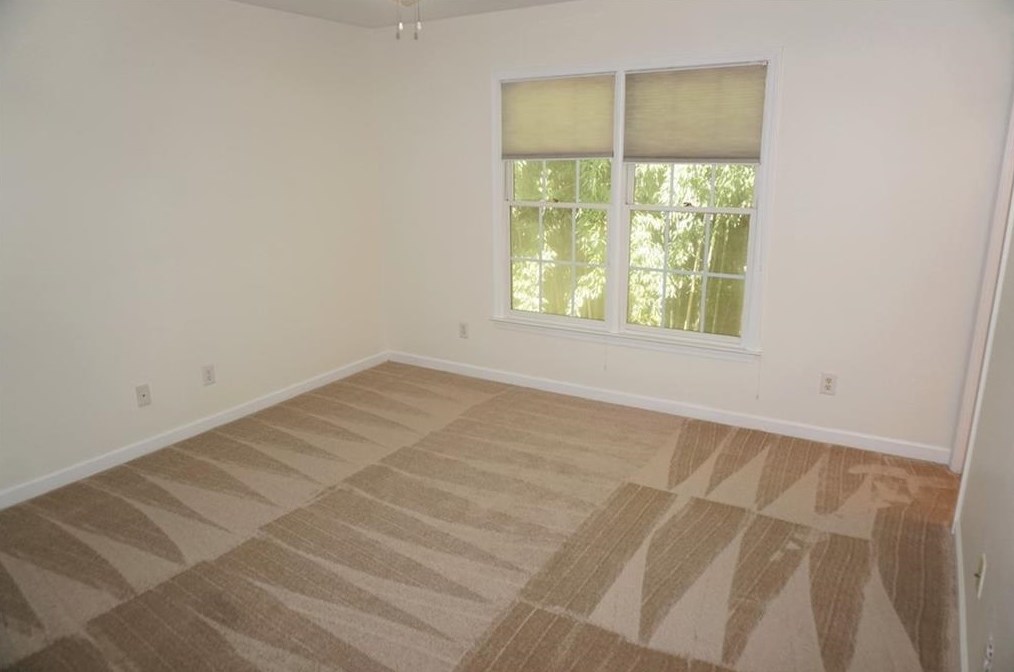 305 Whitley Park Dr, Atlanta GA  30350-1158 exterior