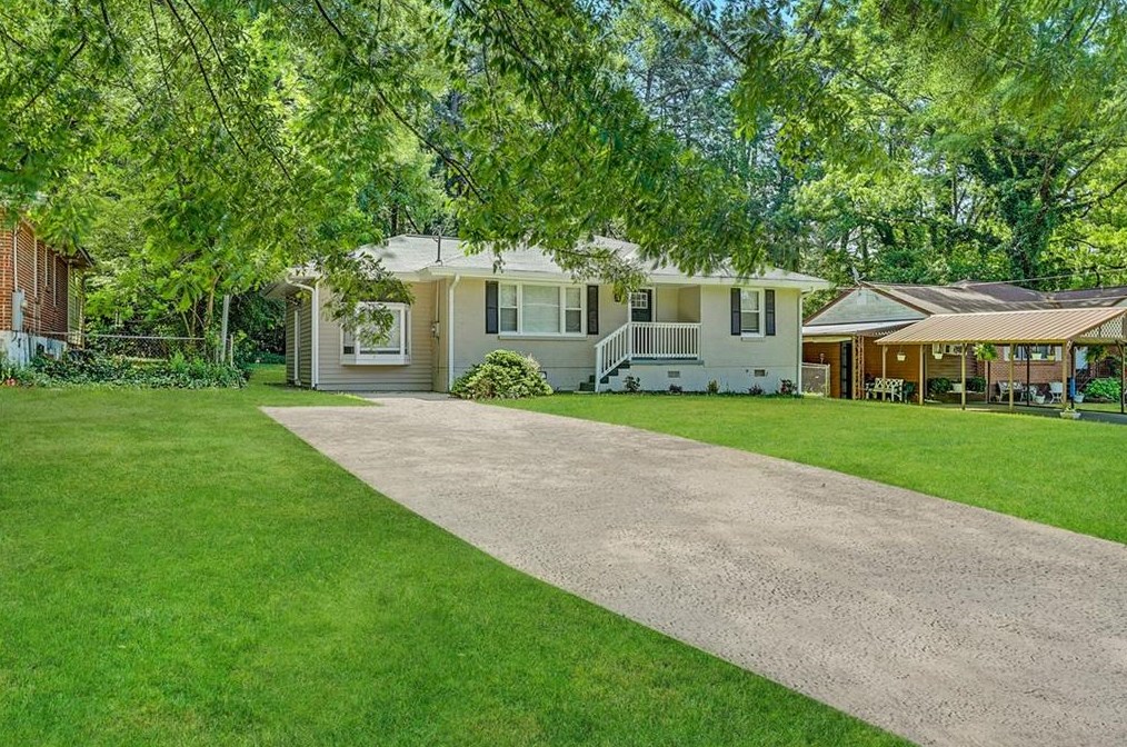 1908 Columbia Pl, Decatur GA  30032-5944 exterior