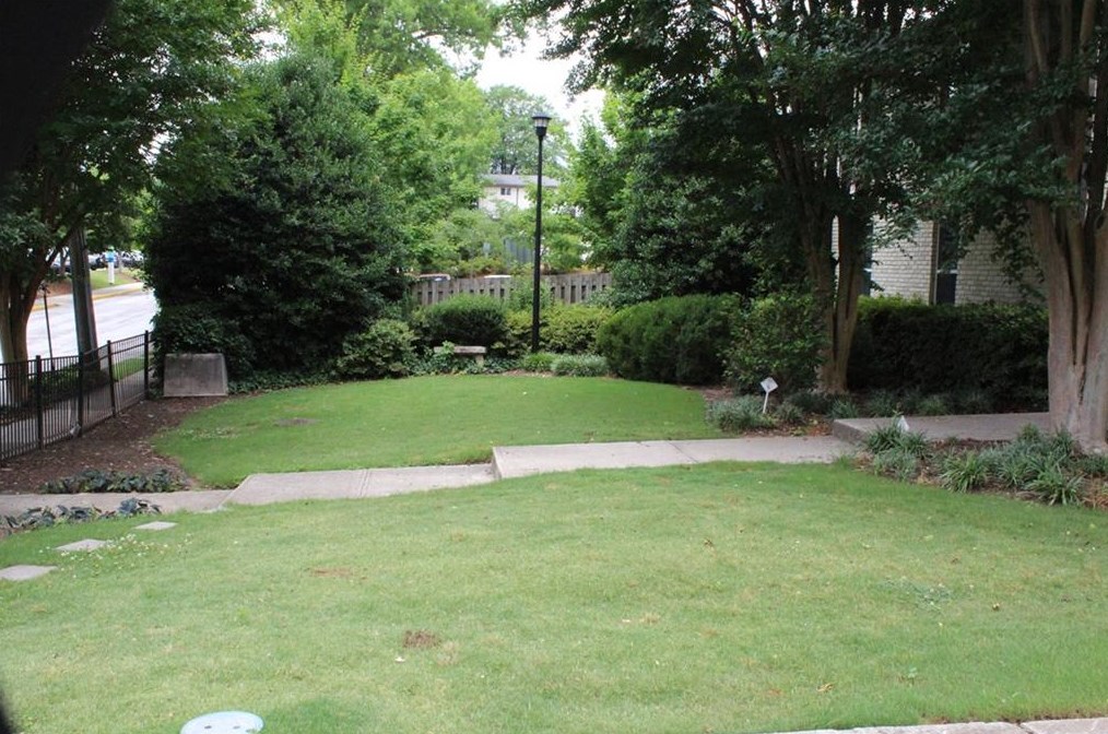 48 Peachtree Ave, Atlanta GA  30305-3036 exterior