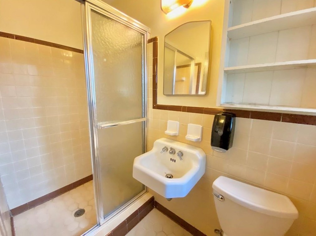 3839 Brockton Pl, Decatur GA  30032-1428 exterior