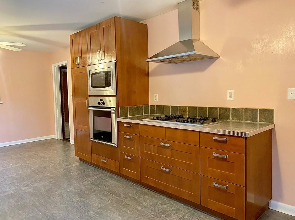 3839 Brockton Pl, Decatur GA  30032-1428 exterior