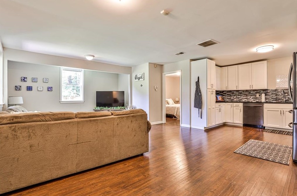 3401 Midway Rd, Decatur GA  30032-2514 exterior