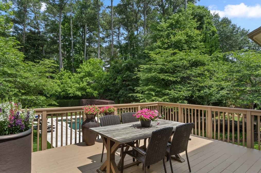 2844 Laurelgate Dr, Decatur GA  30033-1463 exterior