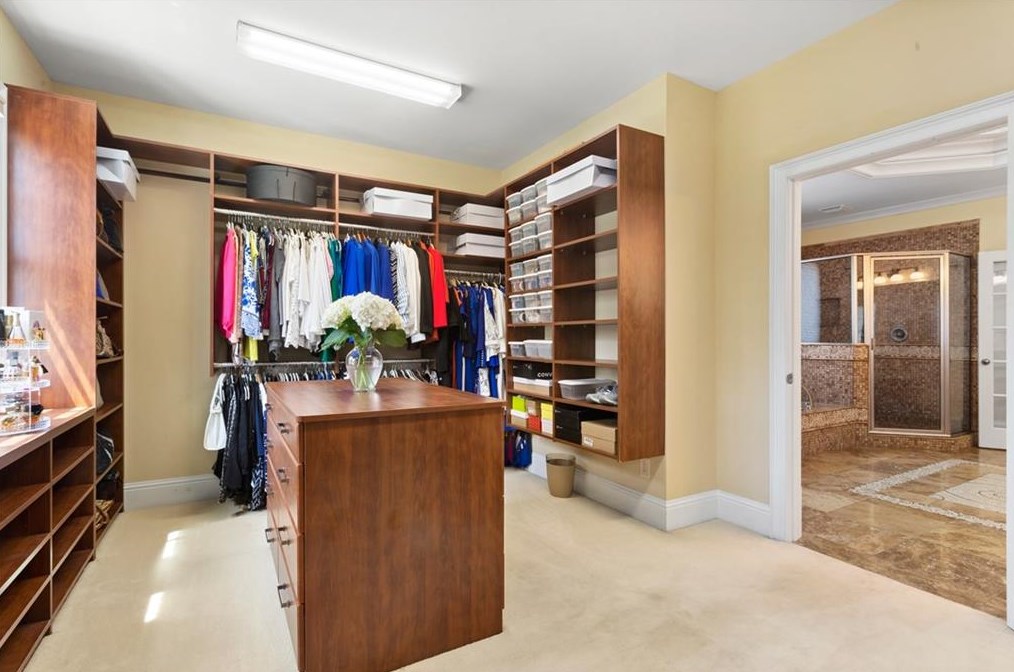 2844 Laurelgate Dr, Decatur GA  30033-1463 exterior