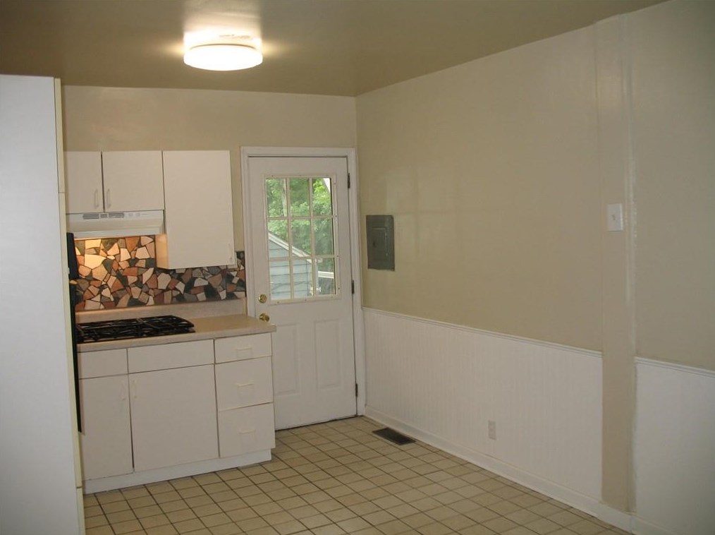 1852 Ridgeland Dr, Decatur GA  30032-4914 exterior