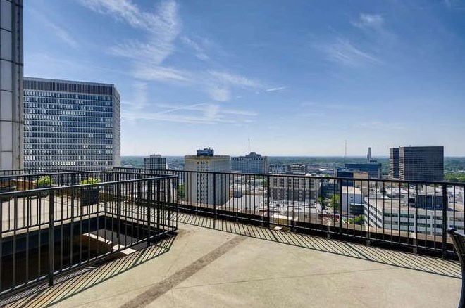 32 Peachtree St, Atlanta GA  30303-2390 exterior