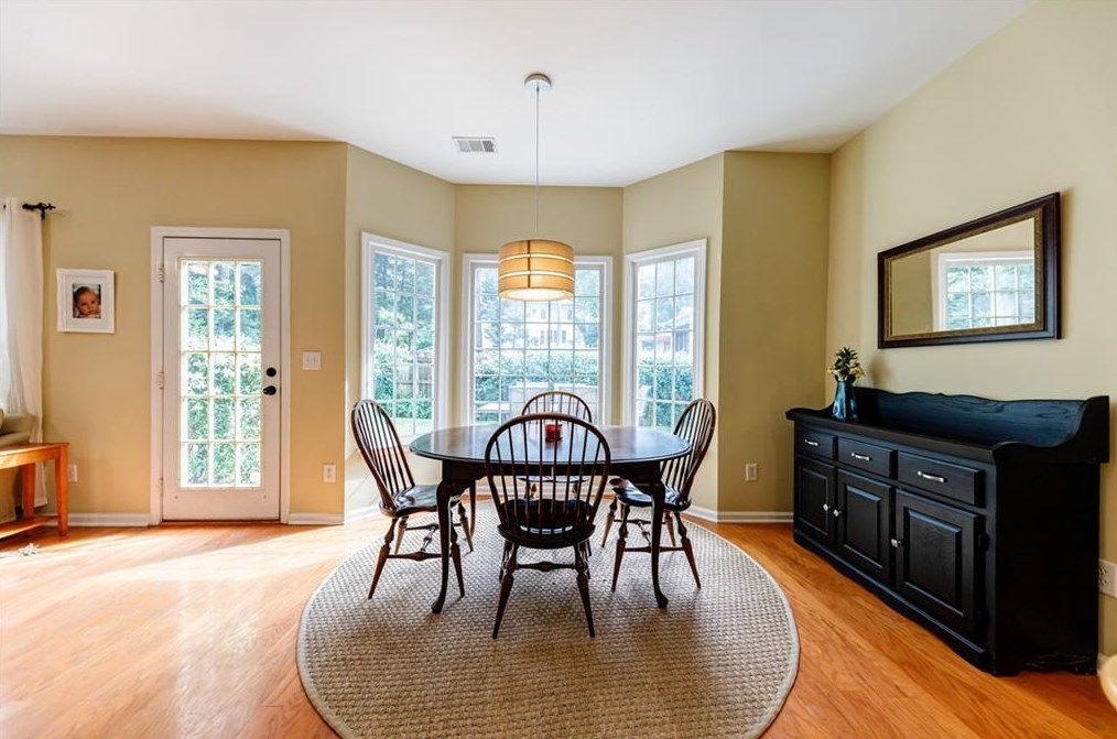 2804 Wilson Gln, Decatur GA  30033-1457 exterior