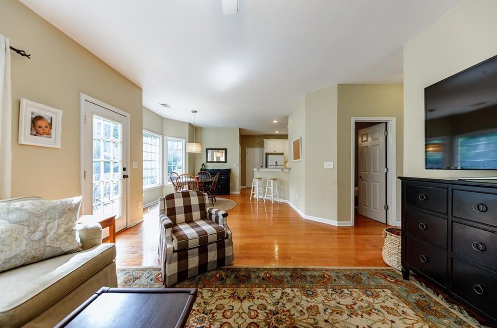 2804 Wilson Gln, Decatur GA  30033-1457 exterior