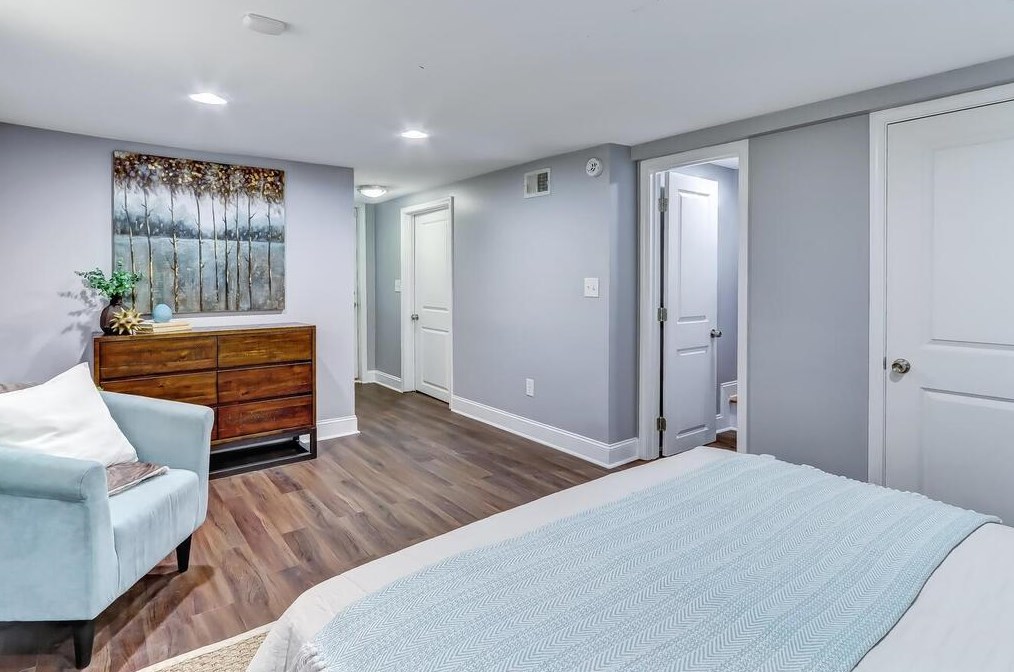 2417 Hillside Ave, Decatur GA  30032-4127 exterior