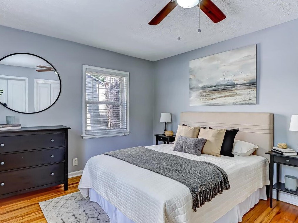 2417 Hillside Ave, Decatur GA  30032-4127 exterior