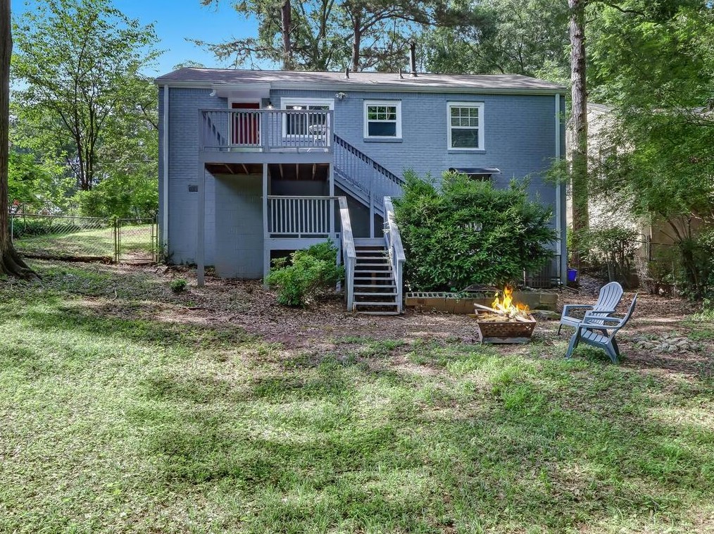 2417 Hillside Ave, Decatur GA  30032-4127 exterior