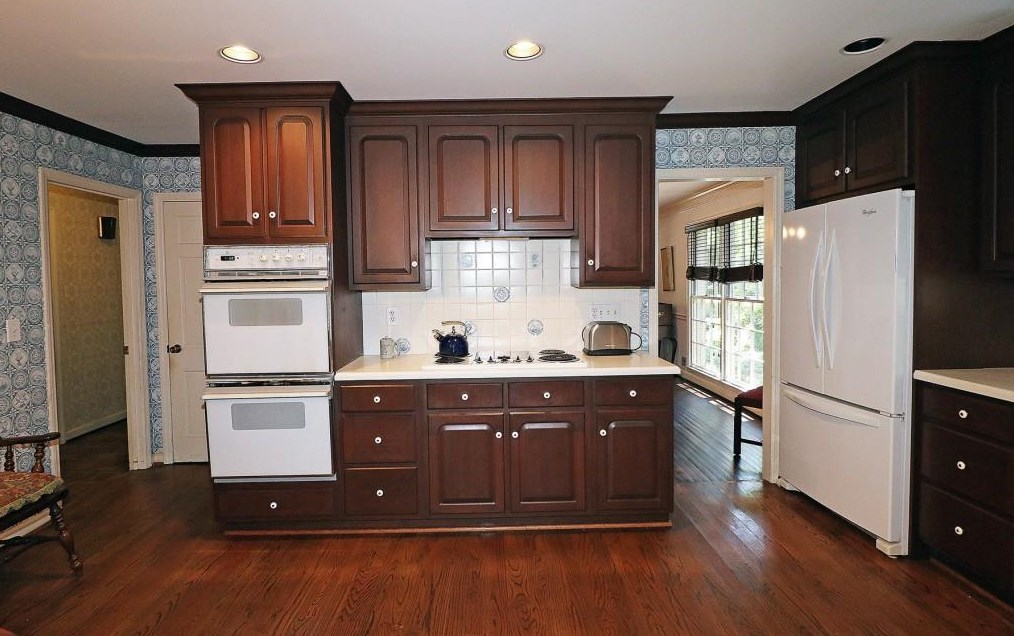 775 Weatherly Ln, Atlanta GA  30328-3651 exterior