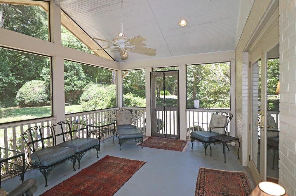 775 Weatherly Ln, Atlanta GA  30328-3651 exterior