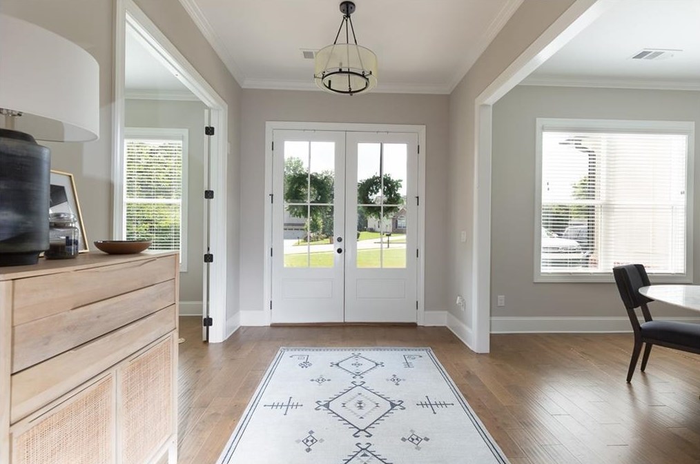 5711 Calm Valley Pt, Flowery Branch GA  30542-8403 exterior