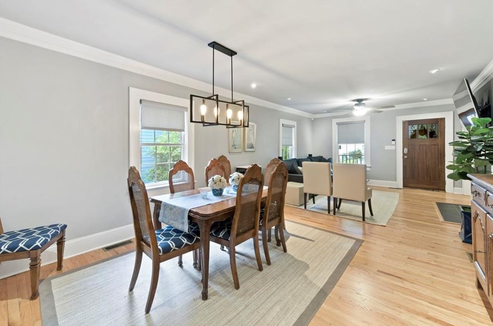 405 Rhomboid St, Atlanta GA  30318-2902 exterior