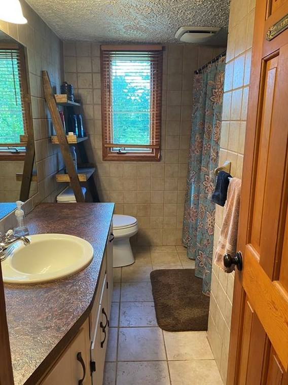 201 Hart Cir, Dallas GA  30132-3703 exterior