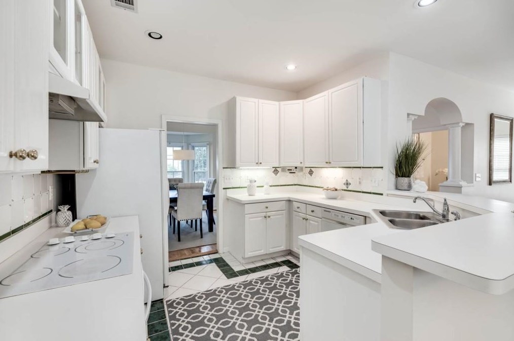 2784 Wilson Gln, Decatur GA  30033-1457 exterior