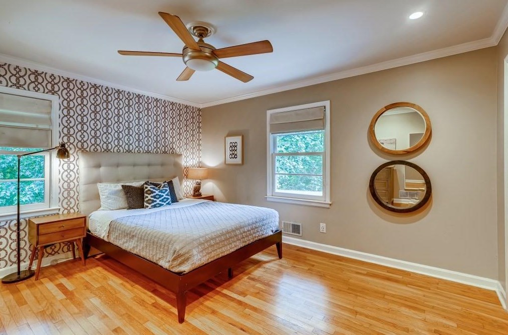 2996 Vine Cir, Decatur GA  30033-5107 exterior