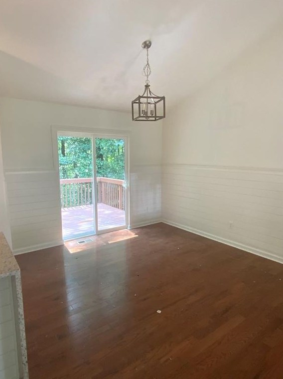 2017 Sandlake Dr, Atlanta GA  30331-8740 exterior