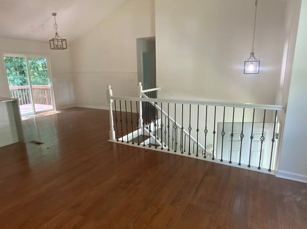 2017 Sandlake Dr, Atlanta GA  30331-8740 exterior