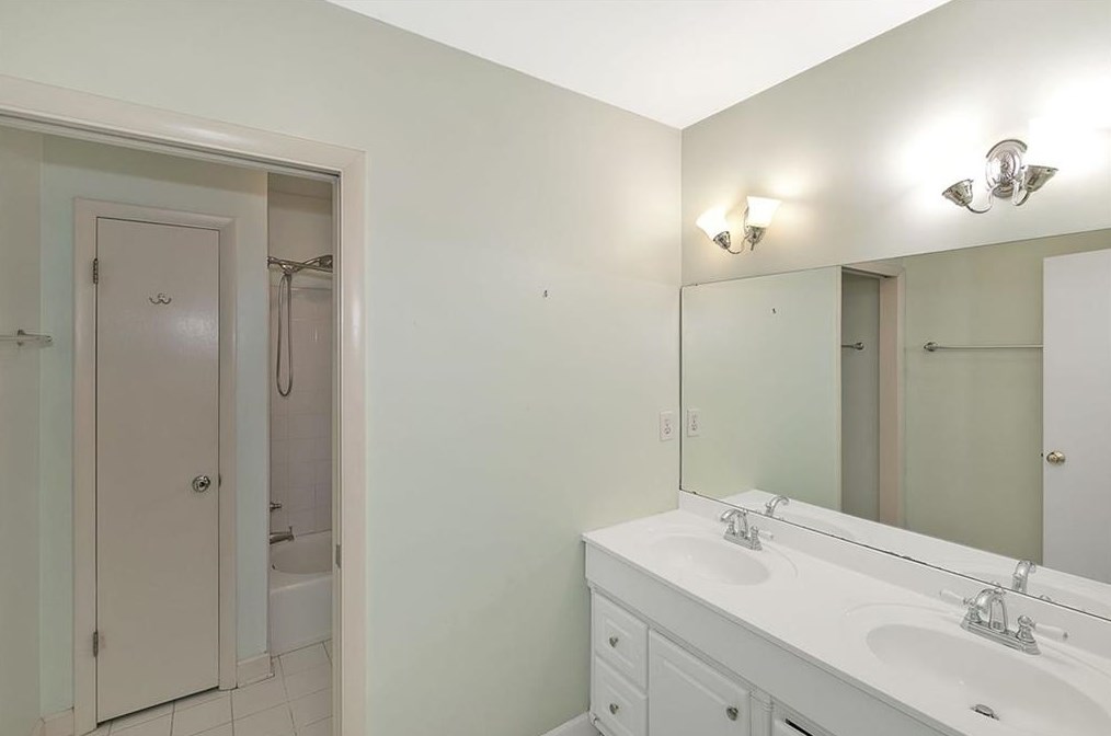 692 Superior Ave, Decatur GA  30033-5429 exterior