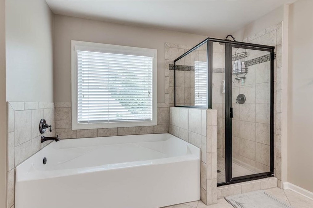 6710 Tulip Plantation Rd, Alpharetta GA  30004-0529 exterior