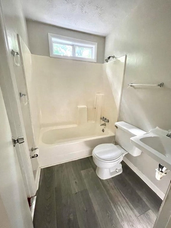 3454 Pinehill Dr, Decatur GA  30032-3031 exterior