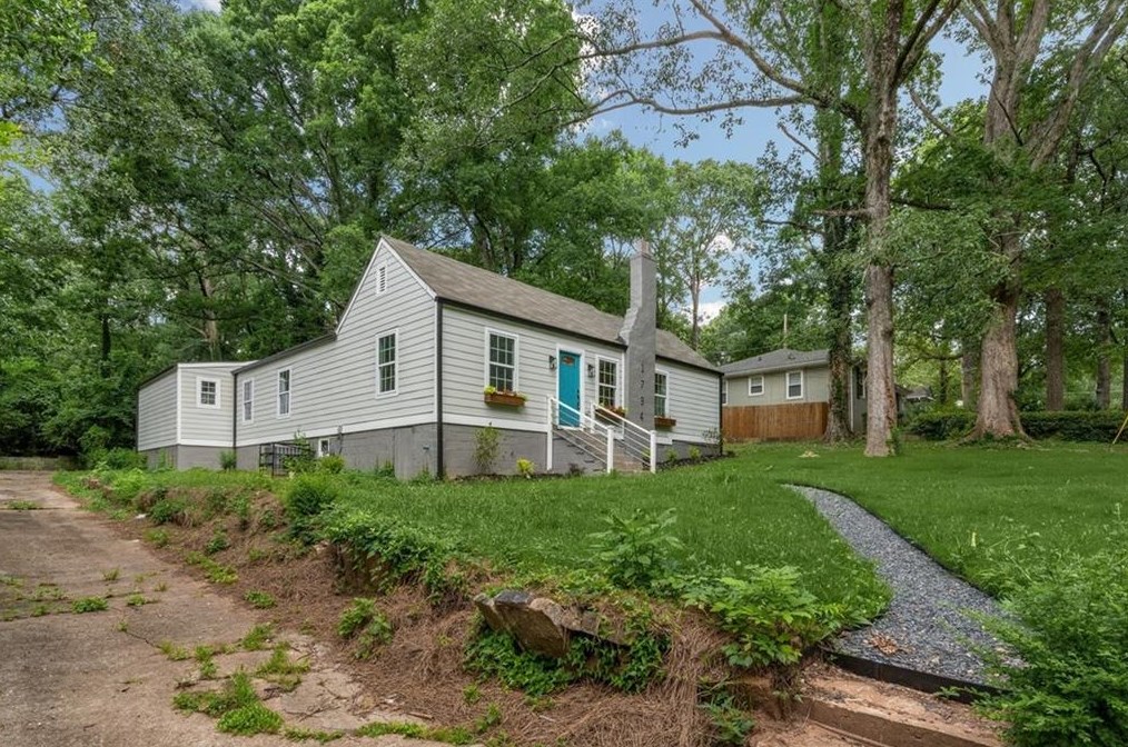 1743 Old Hickory St, Decatur GA  30032-4354 exterior