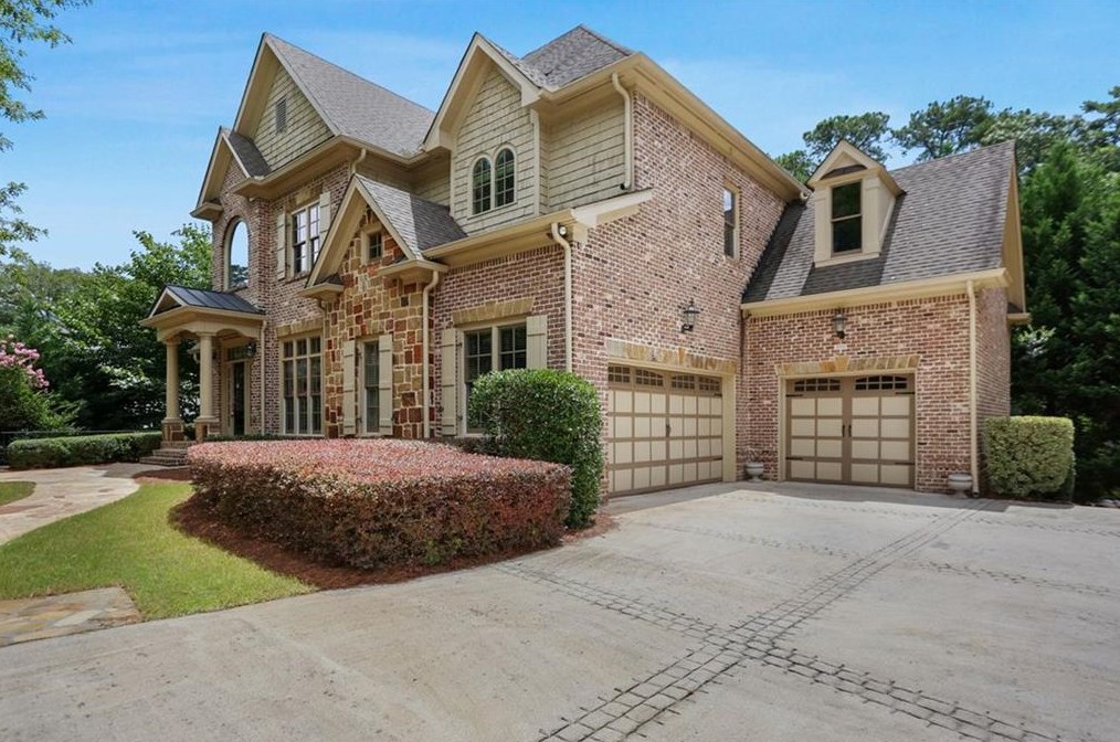 2862 Laurelgate Dr, Decatur GA  30033-1463 exterior