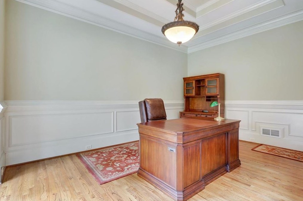 2862 Laurelgate Dr, Decatur GA  30033-1463 exterior