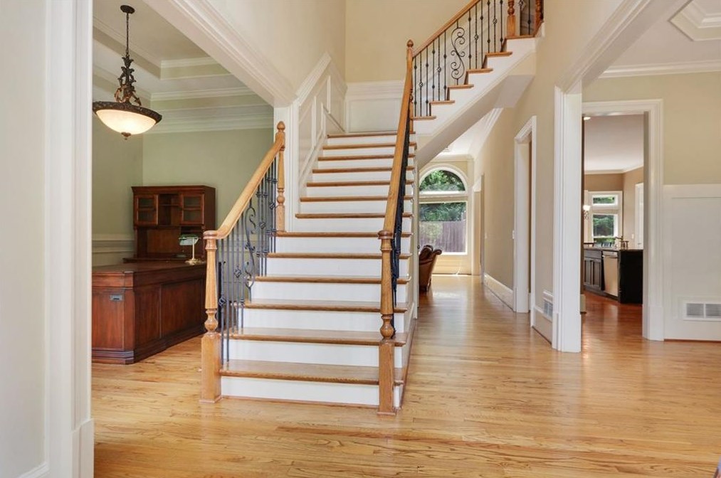 2862 Laurelgate Dr, Decatur GA  30033-1463 exterior