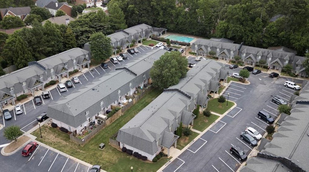121 Rondak Cir, Smyrna GA  30080-4546 exterior
