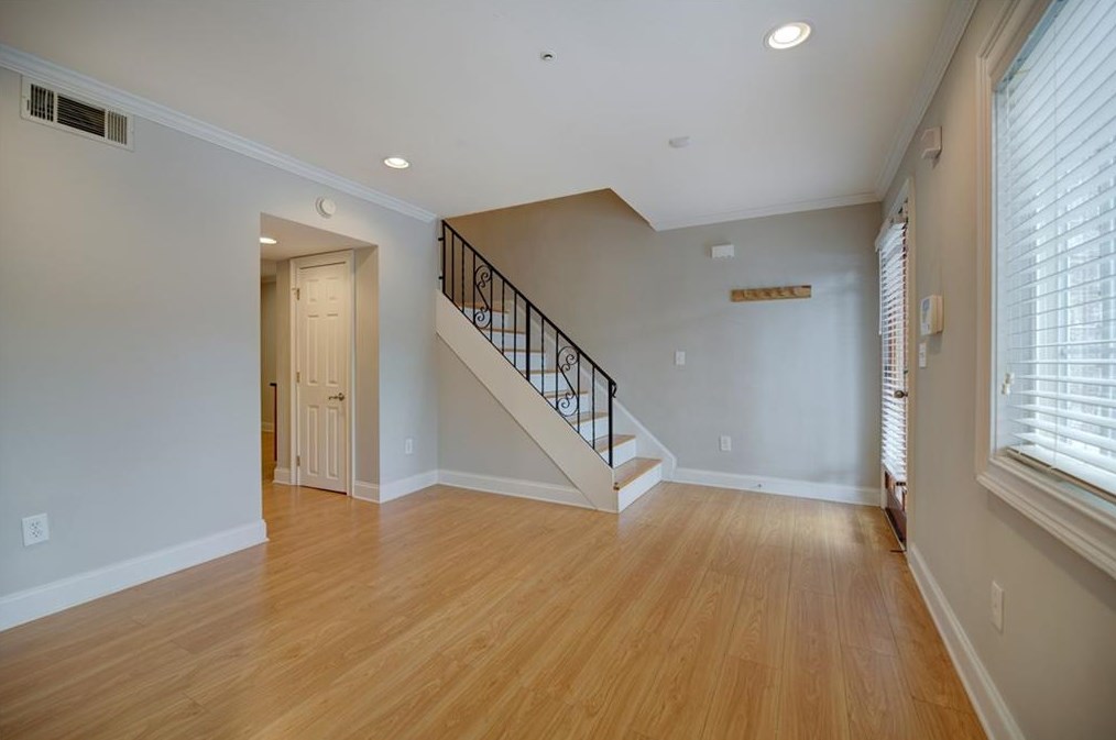 121 Rondak Cir, Smyrna GA  30080-4546 exterior